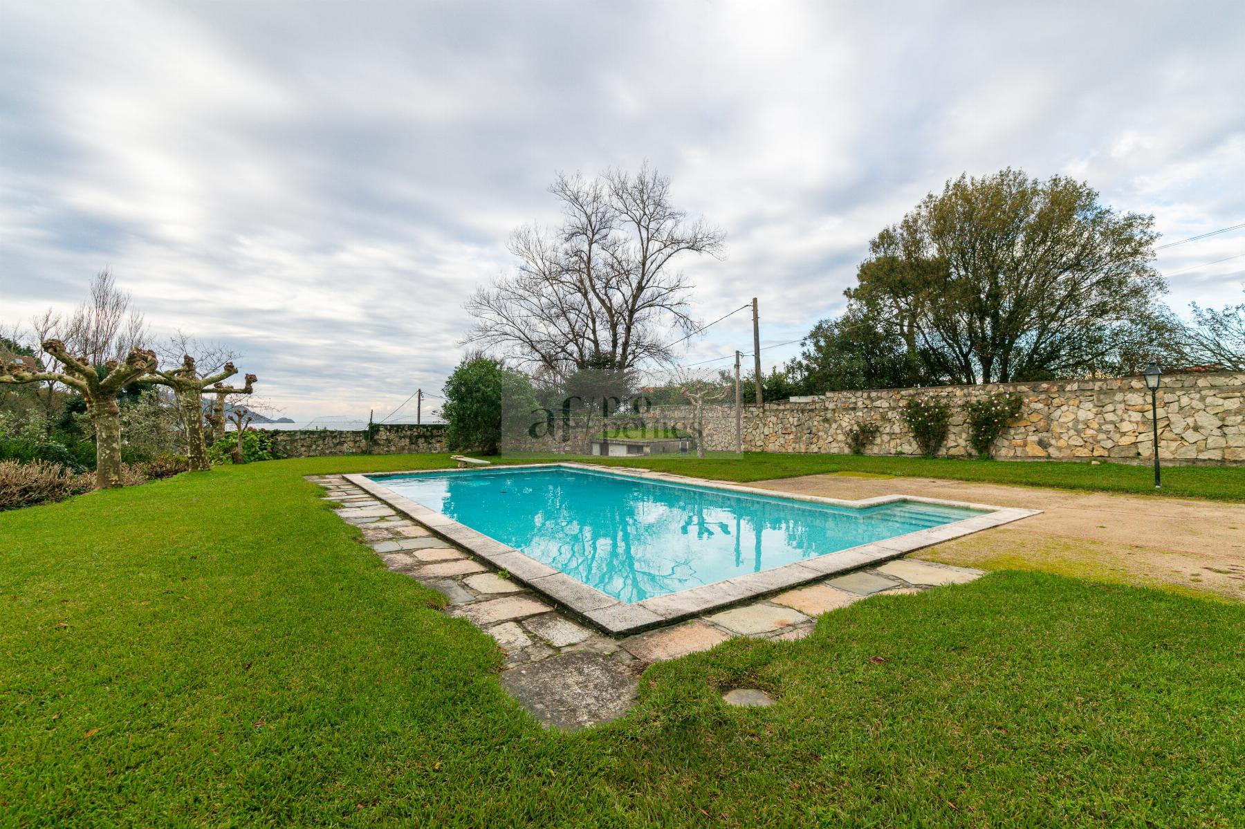 For sale of chalet in Vigo