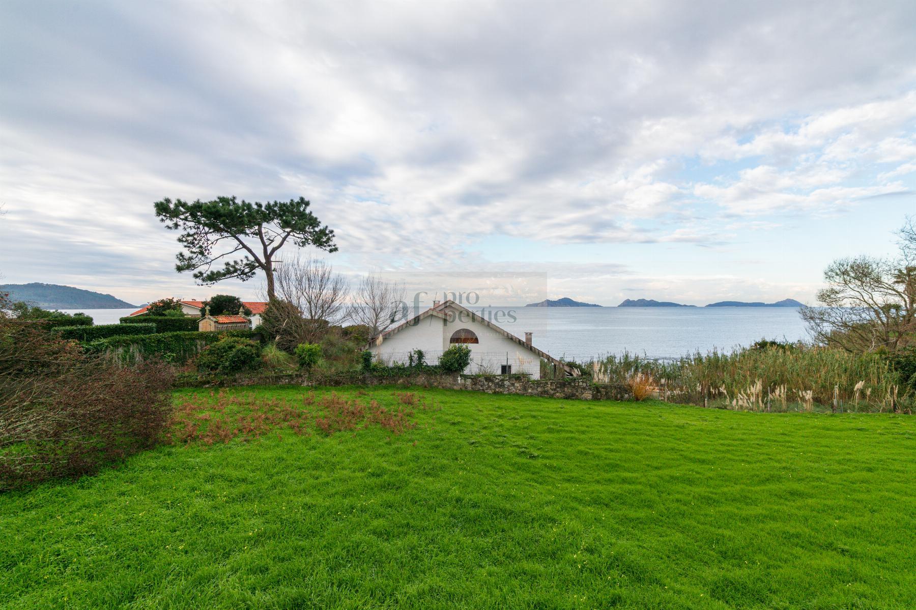 For sale of chalet in Vigo
