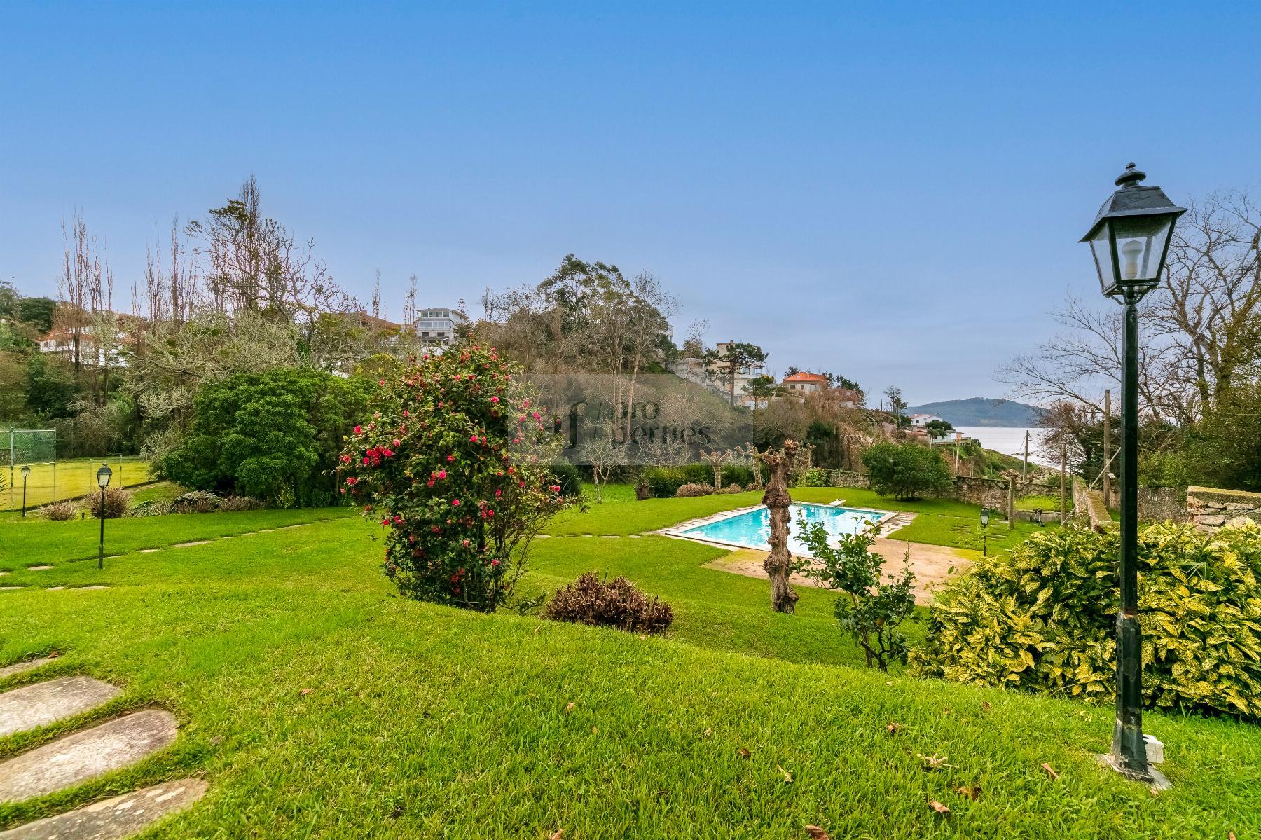For sale of chalet in Vigo