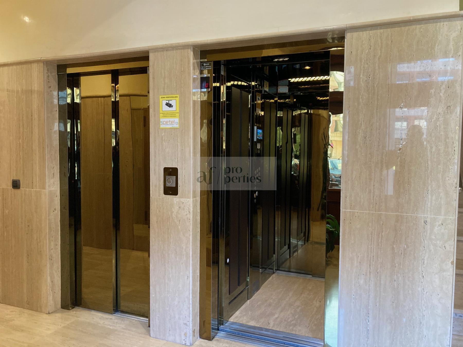 Miete von appartement in
 Vigo