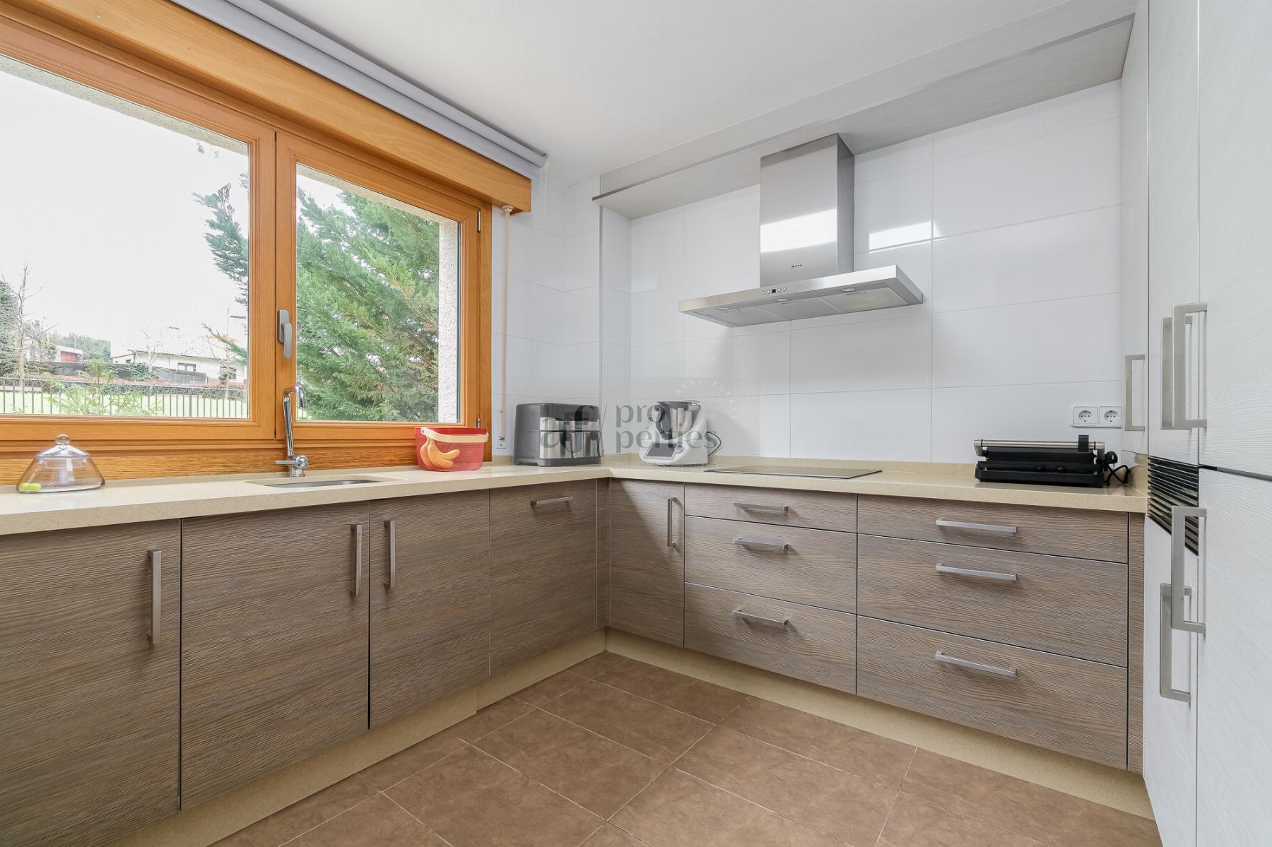 For sale of chalet in Vigo
