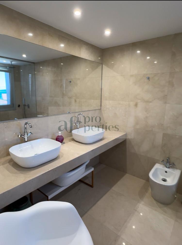 For rent of chalet in Vigo