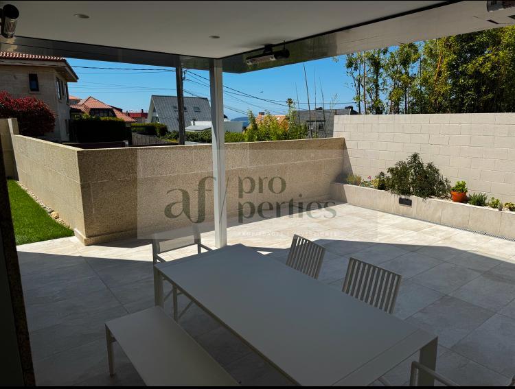 For rent of chalet in Vigo
