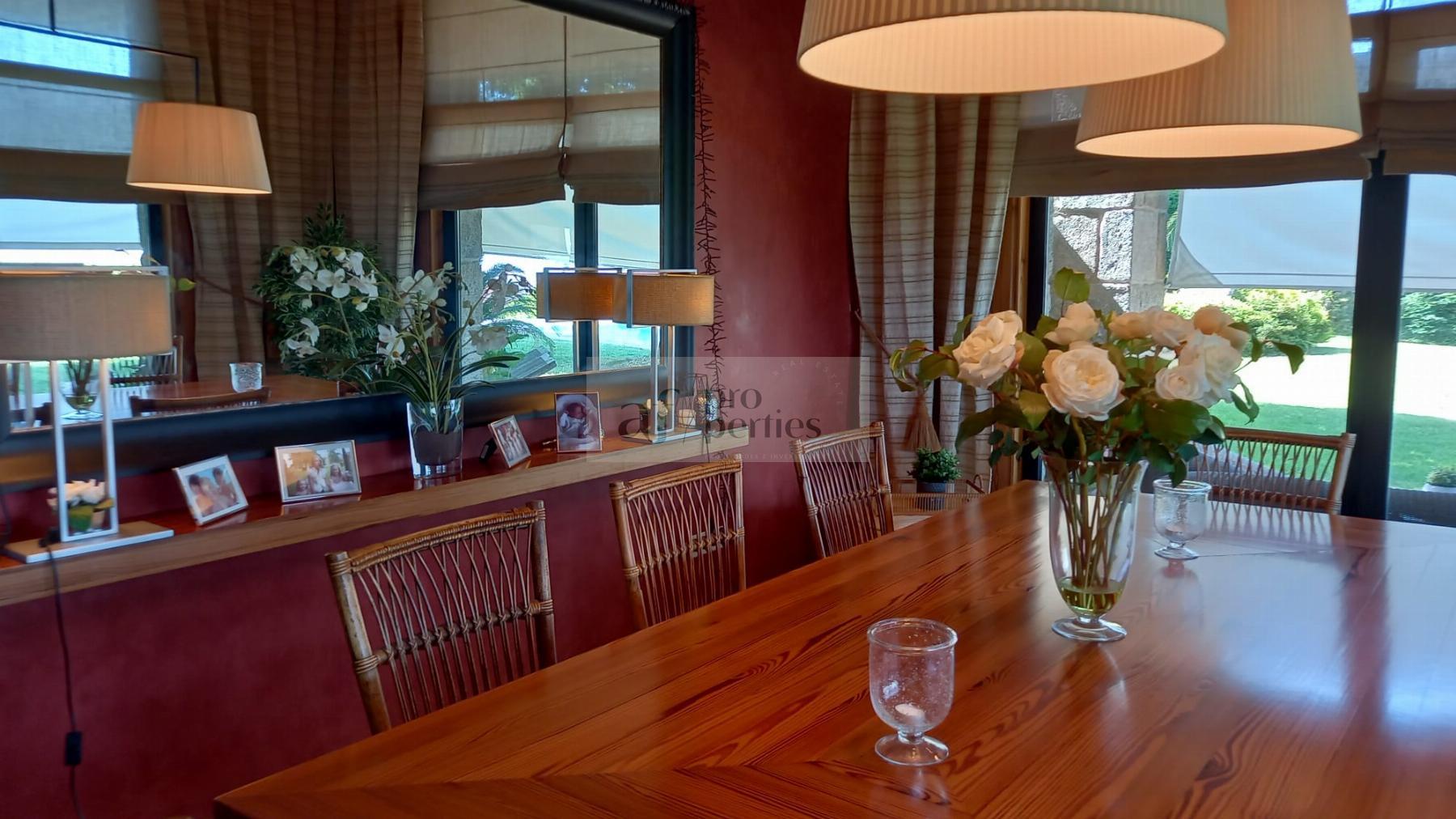Zu verkaufen von chalet in
 Nigrán