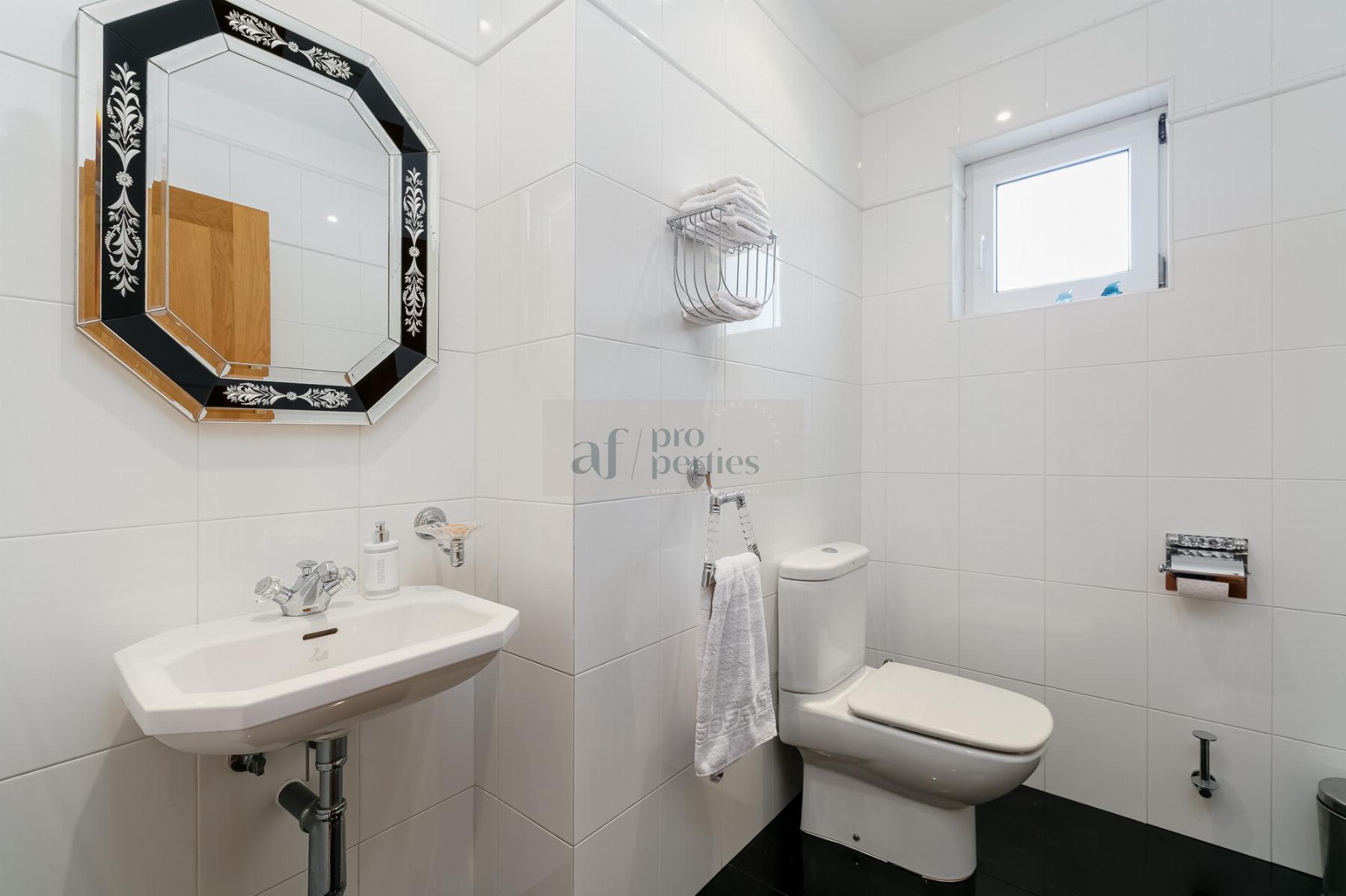 For sale of chalet in Cangas