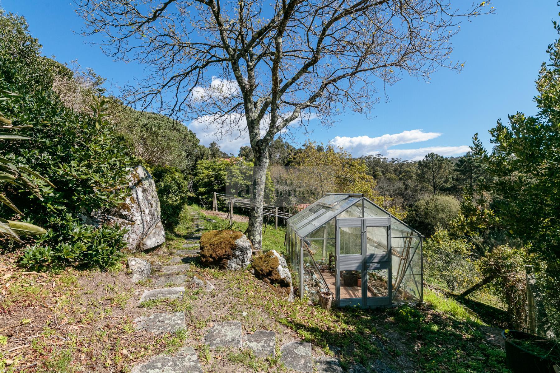 For sale of chalet in Cangas