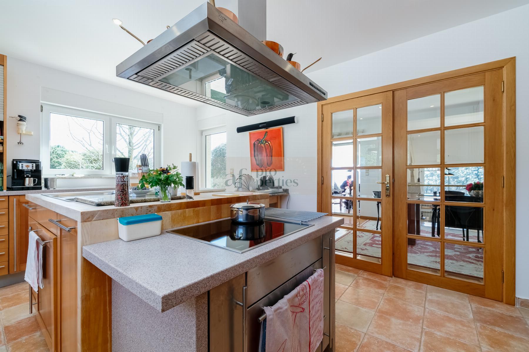 For sale of chalet in Cangas