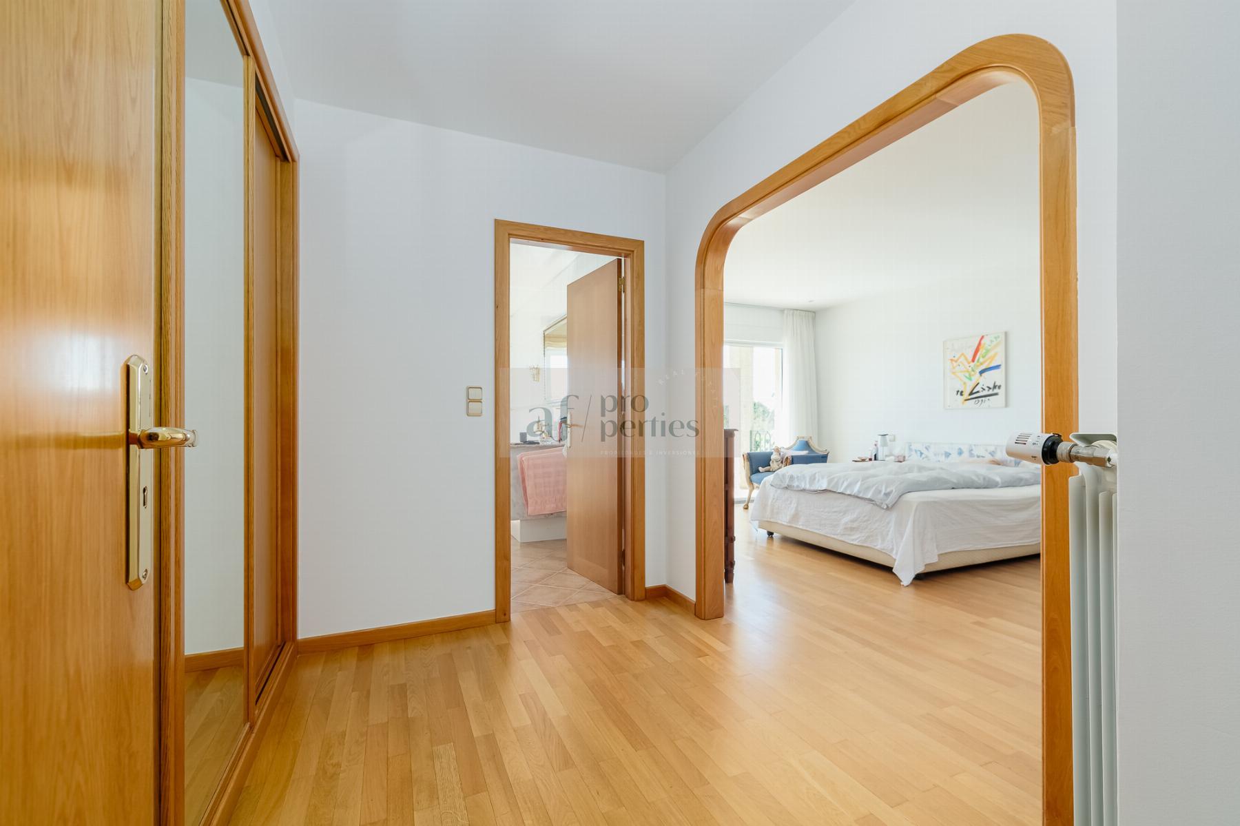 For sale of chalet in Cangas