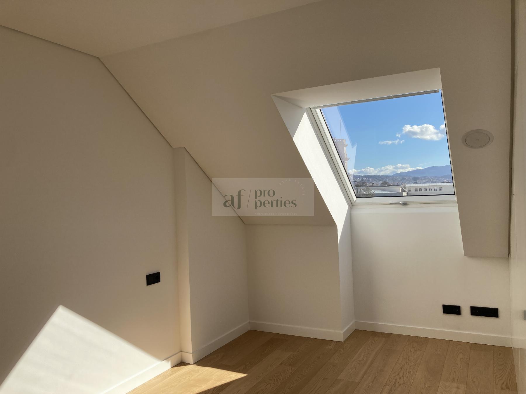 For sale of penthouse in Vigo