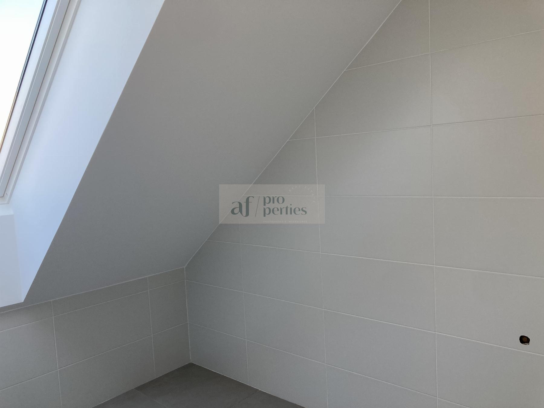 For sale of penthouse in Vigo