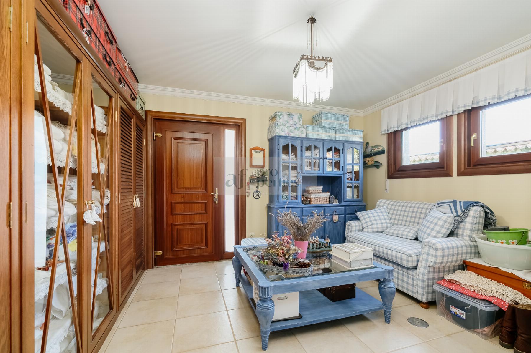 Zu verkaufen von chalet in
 Vigo