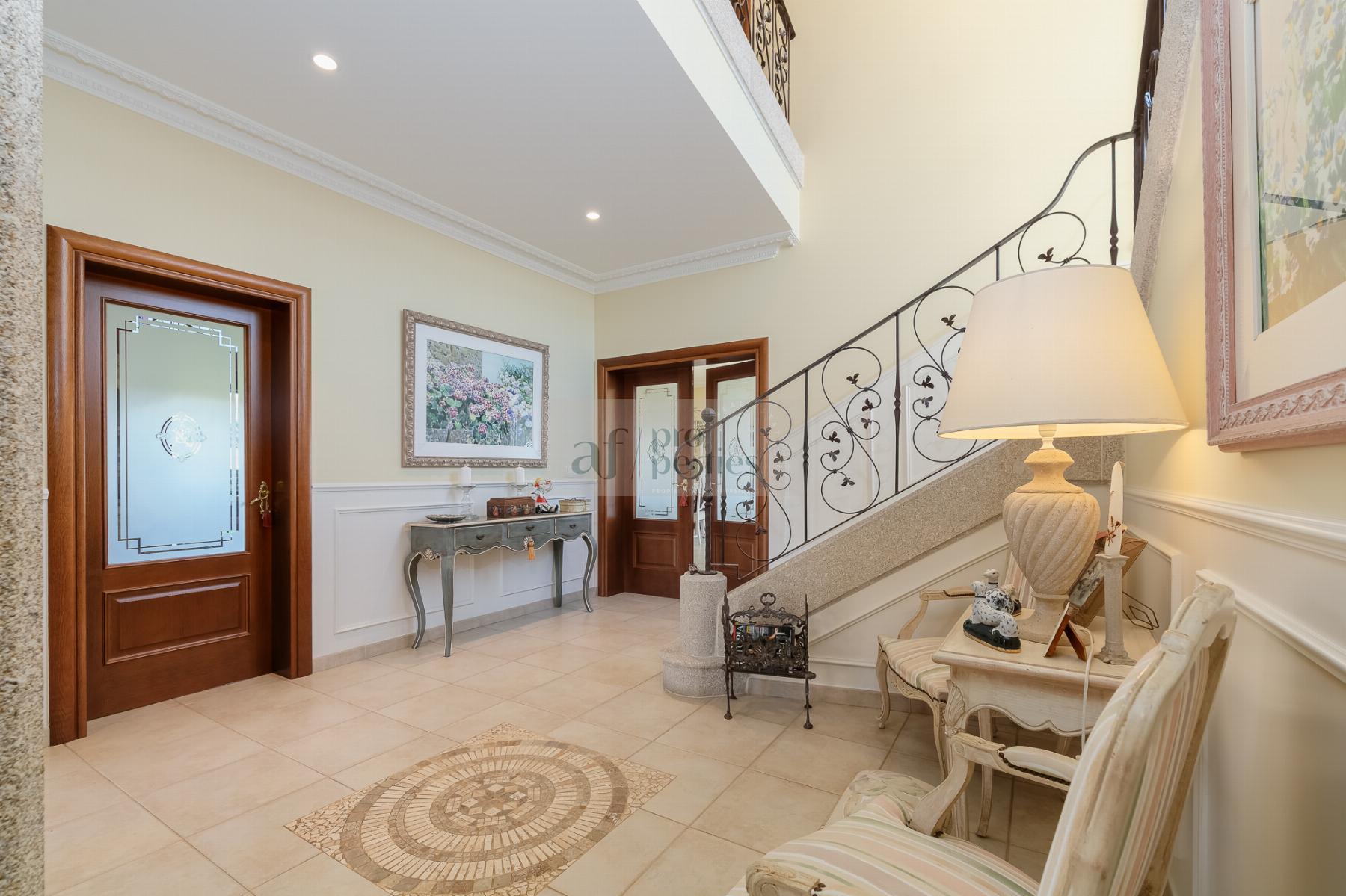 Zu verkaufen von chalet in
 Vigo
