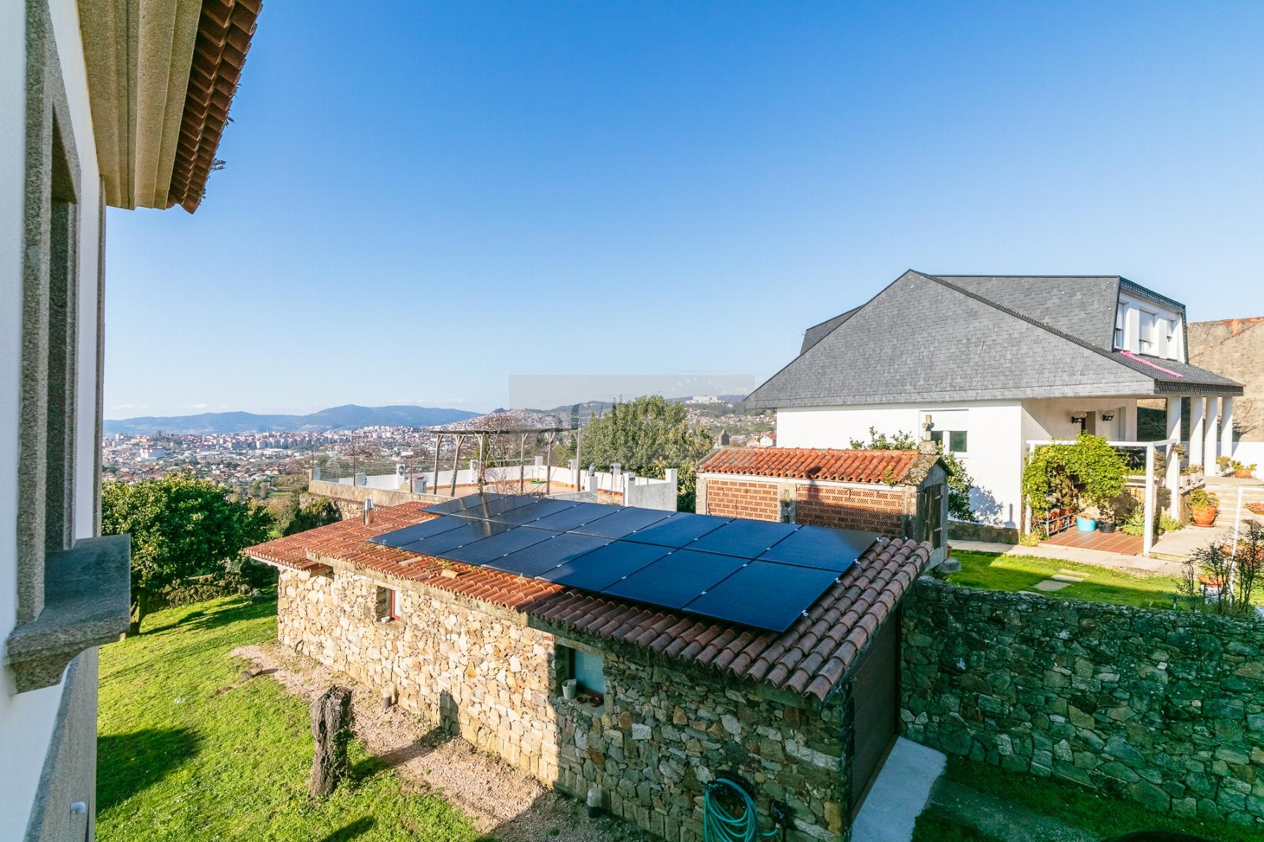 Zu verkaufen von chalet in
 Vigo