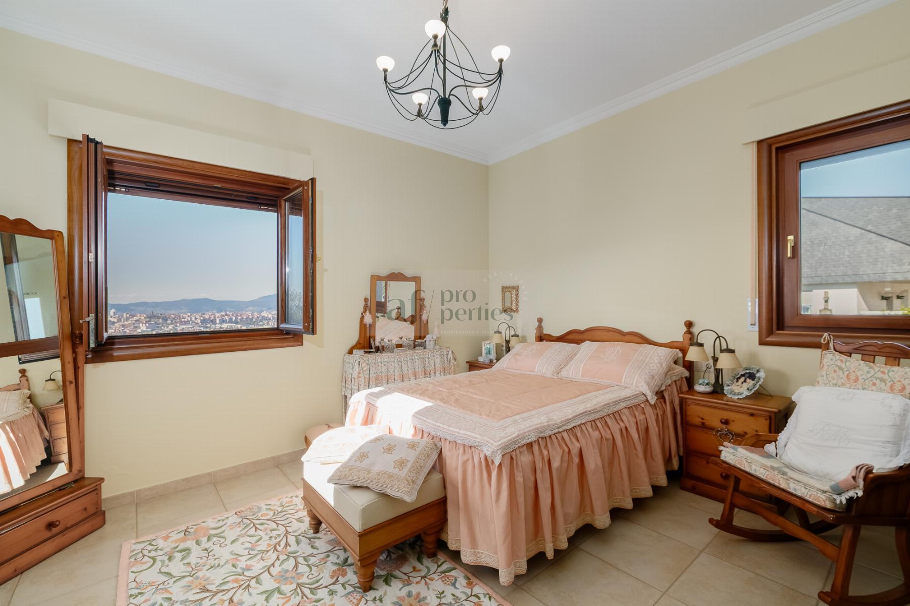 Zu verkaufen von chalet in
 Vigo