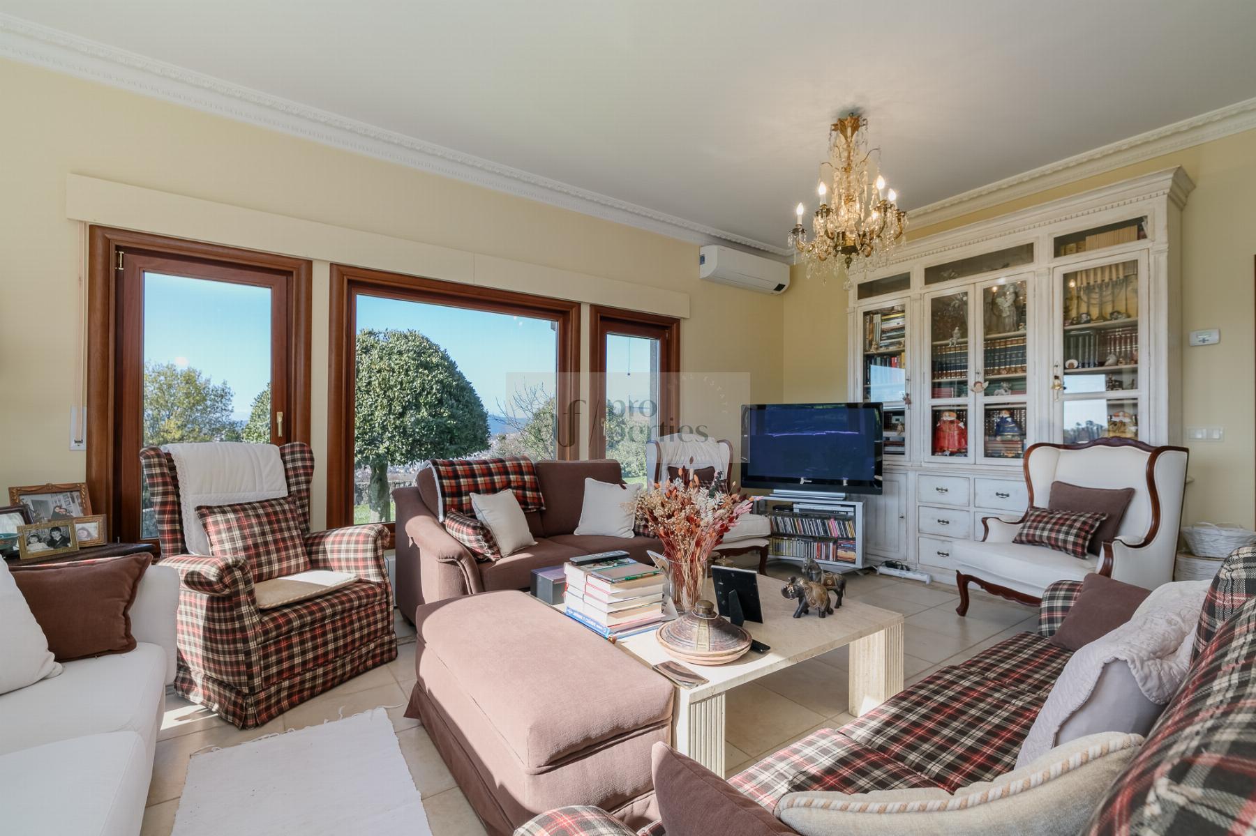 Zu verkaufen von chalet in
 Vigo