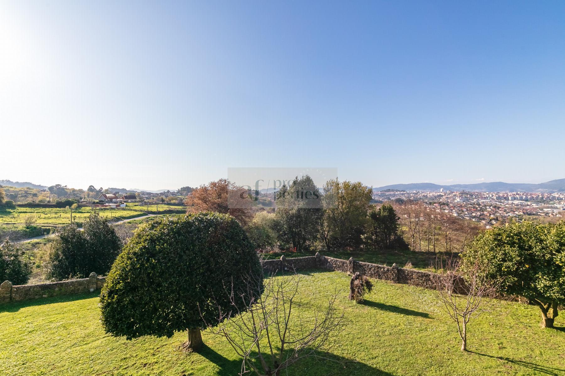 Zu verkaufen von chalet in
 Vigo