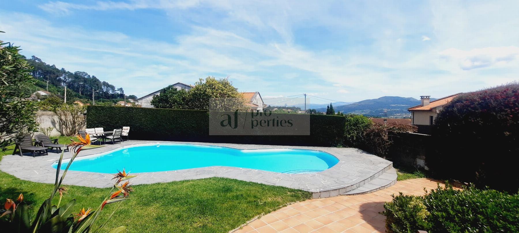 For sale of chalet in Tui