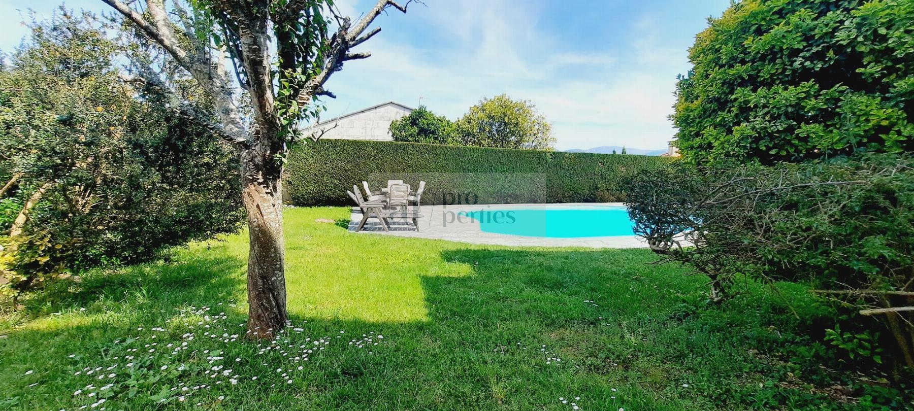 For sale of chalet in Tui