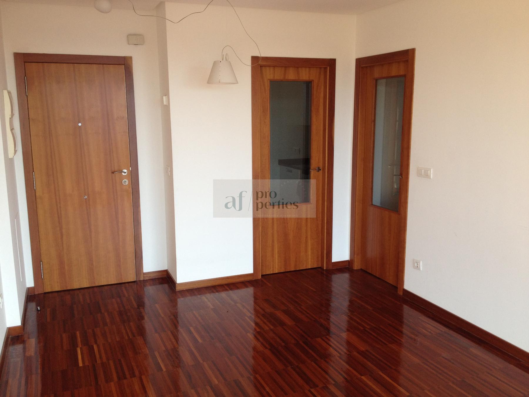 For sale of apartment in Nigrán