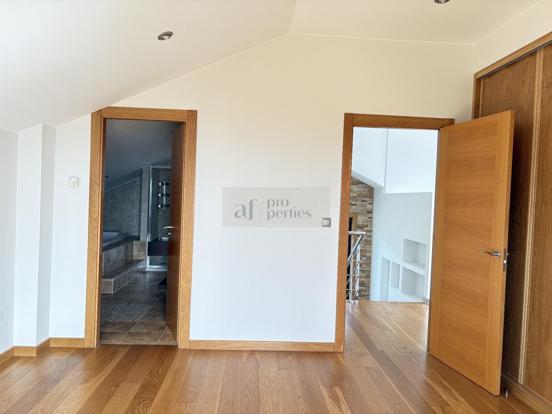 Venta de chalet en Vigo