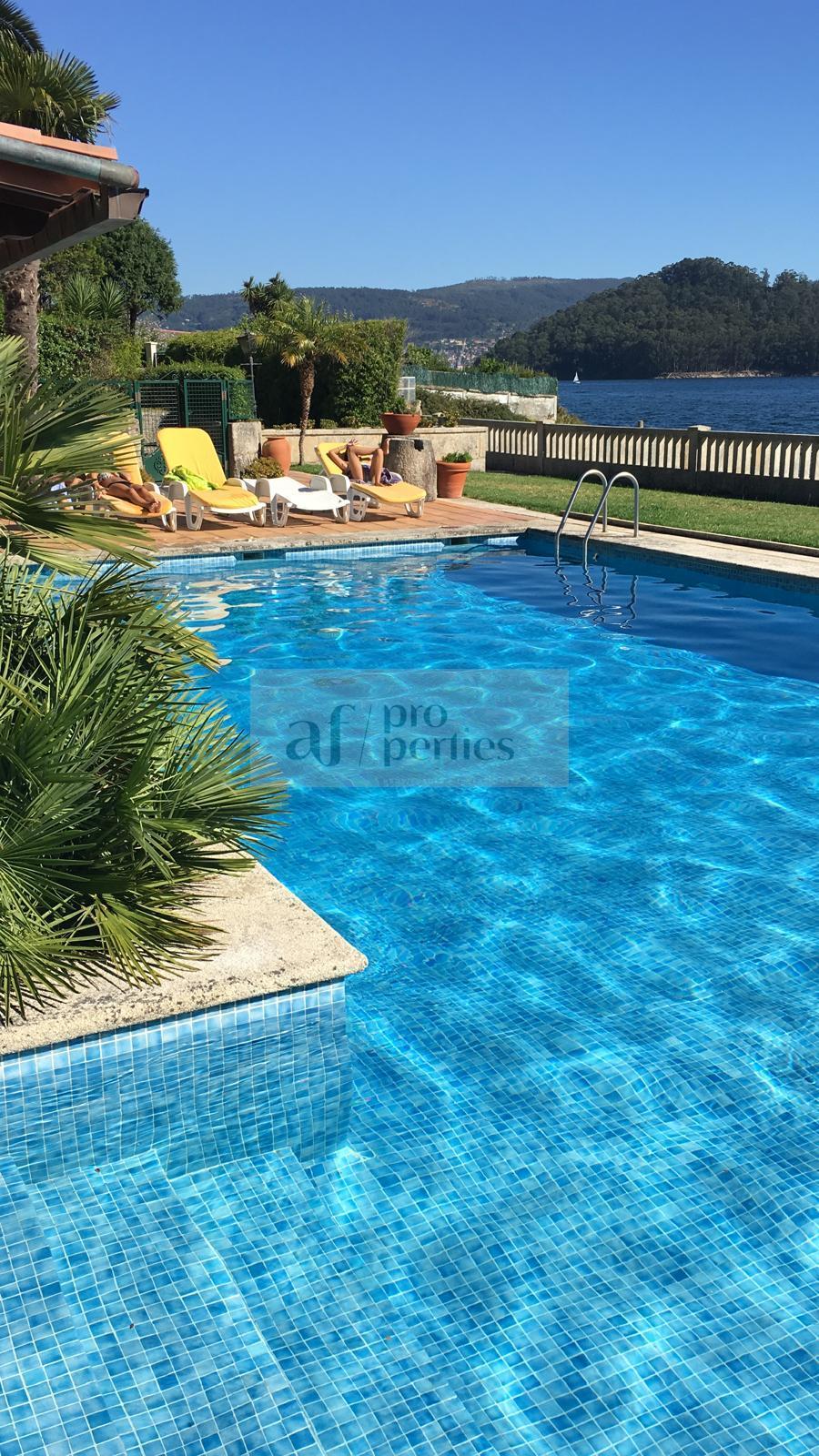 Venta de casa en Combarro