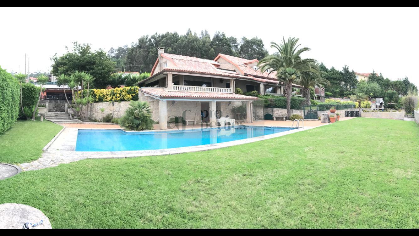 Venta de casa en Combarro