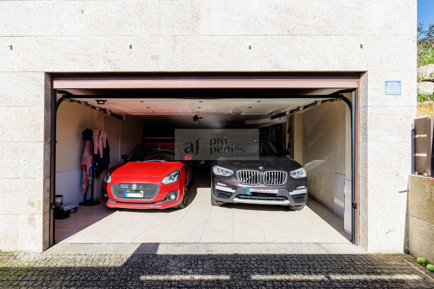 For sale of chalet in Vigo