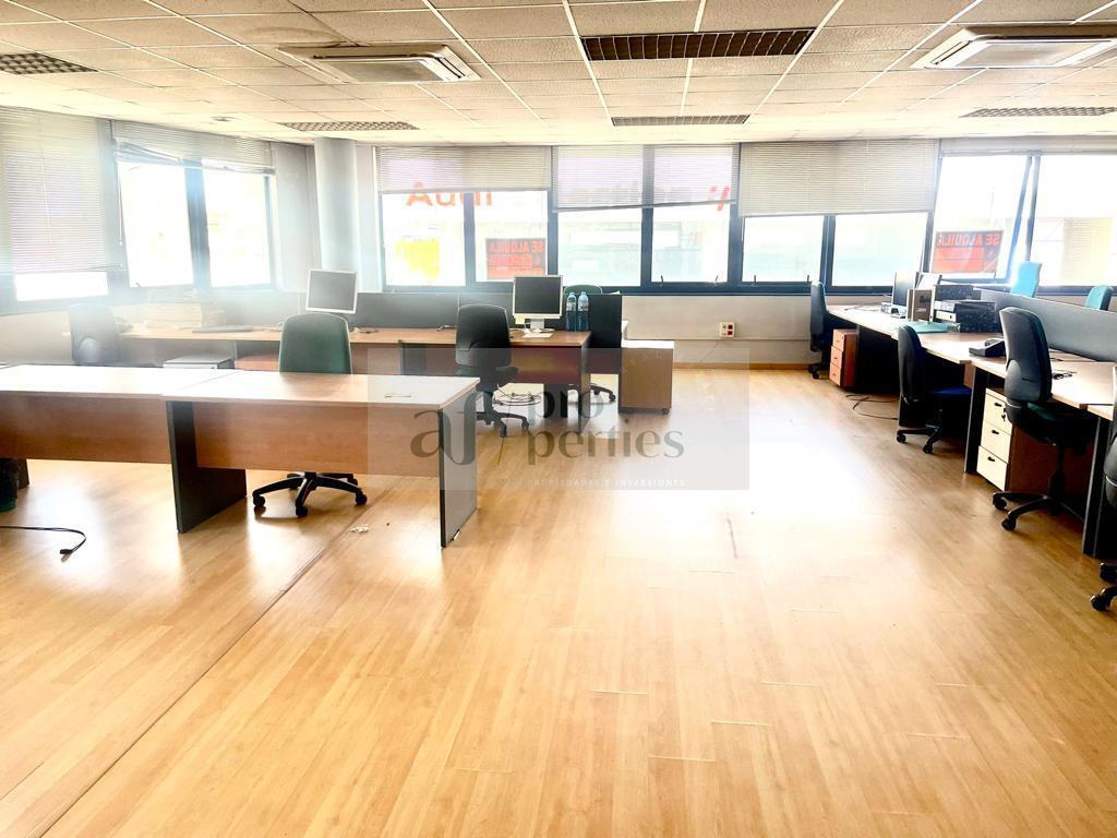 For rent of office in Vigo