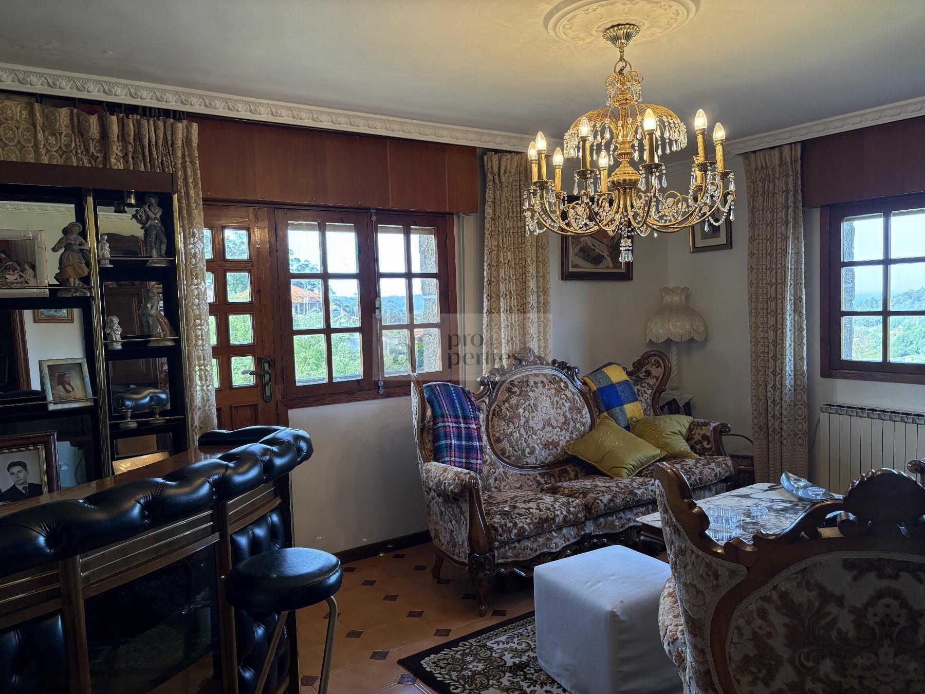 Venta de casa en Bueu