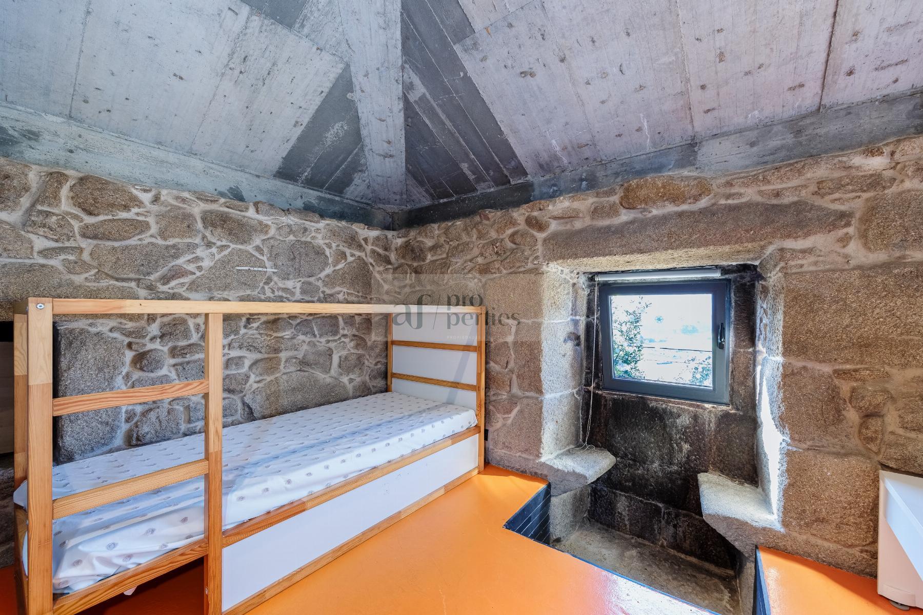 Venta de casa en Cotobade