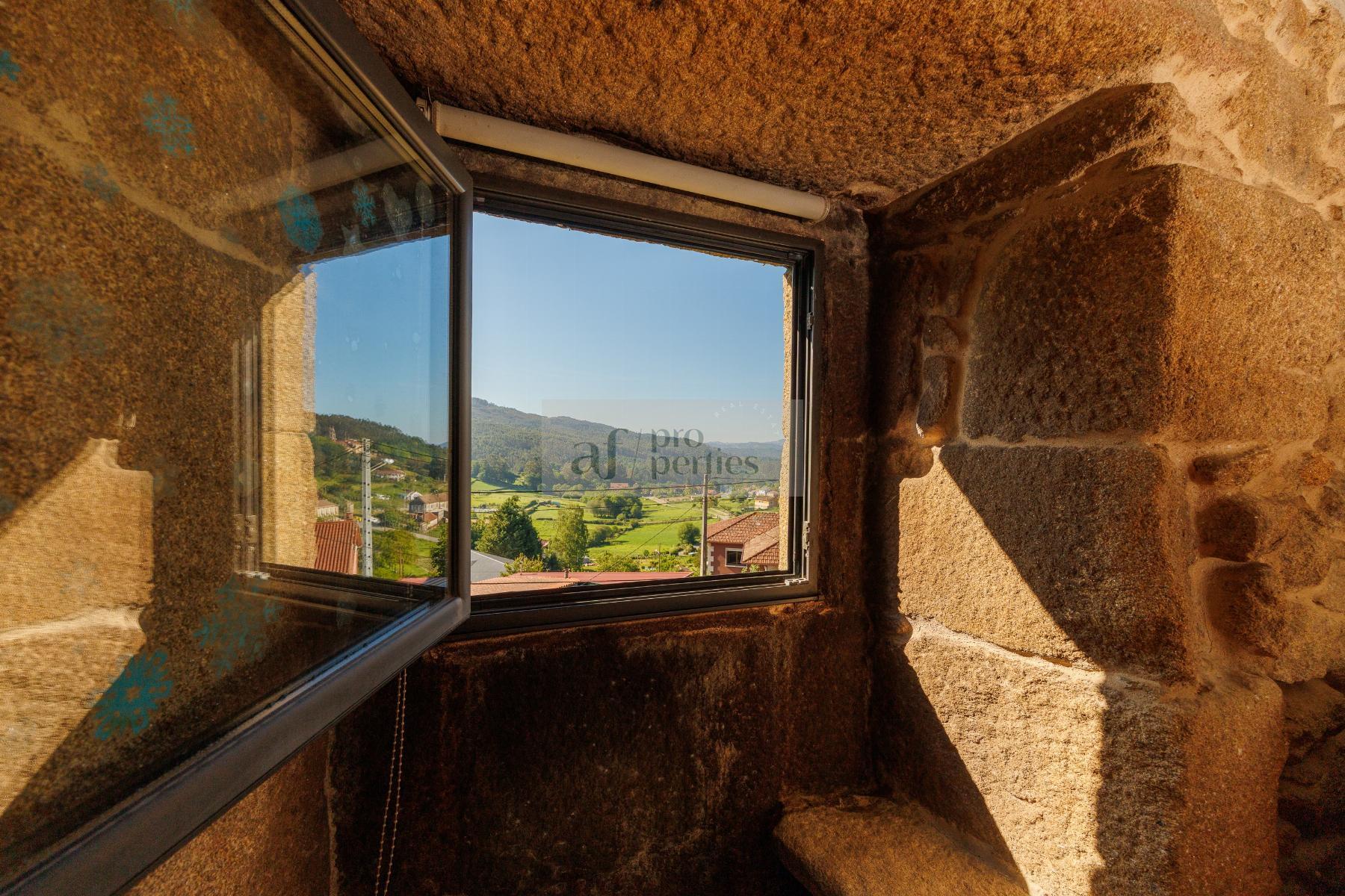 Venta de casa en Cotobade