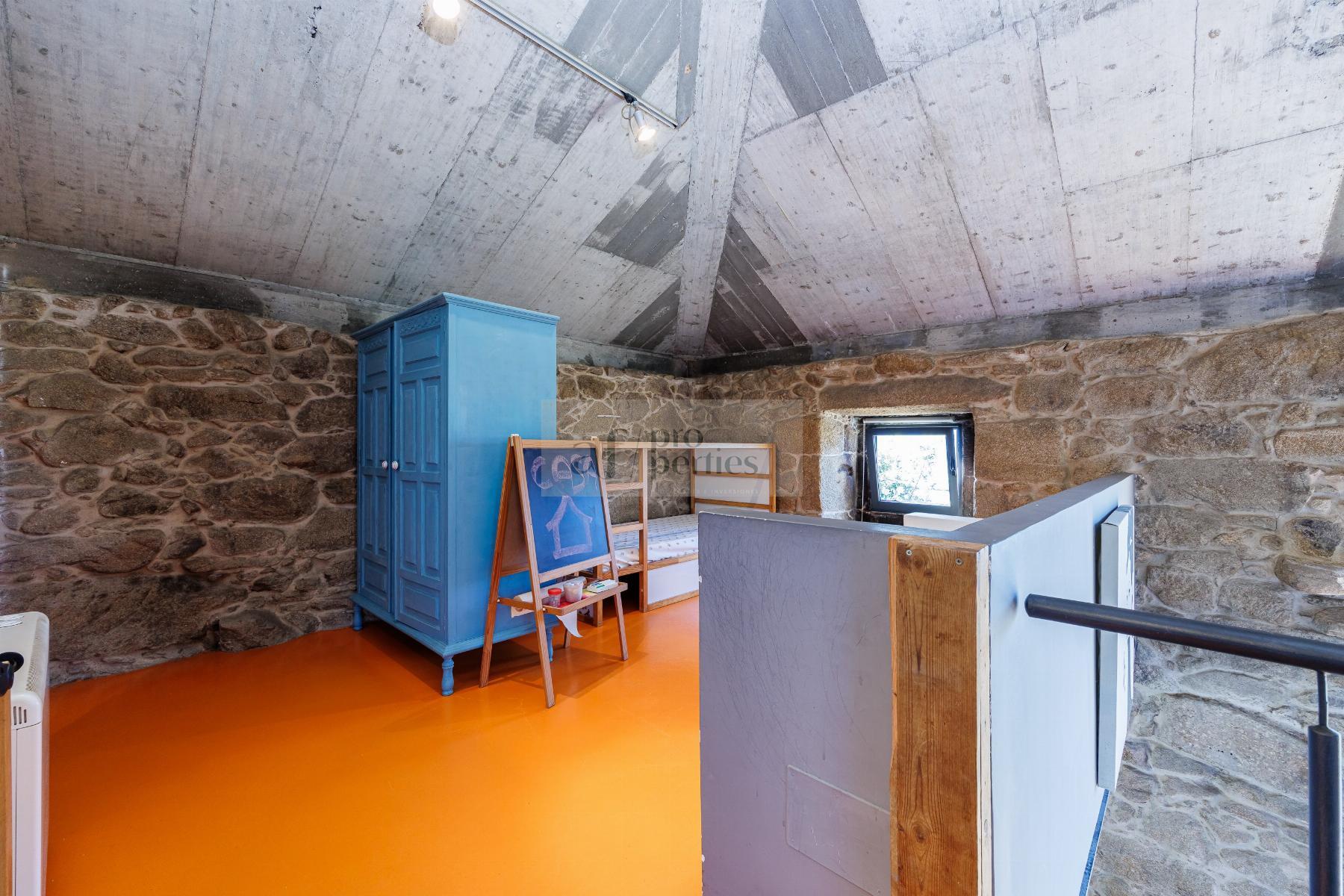 Venta de casa en Cotobade