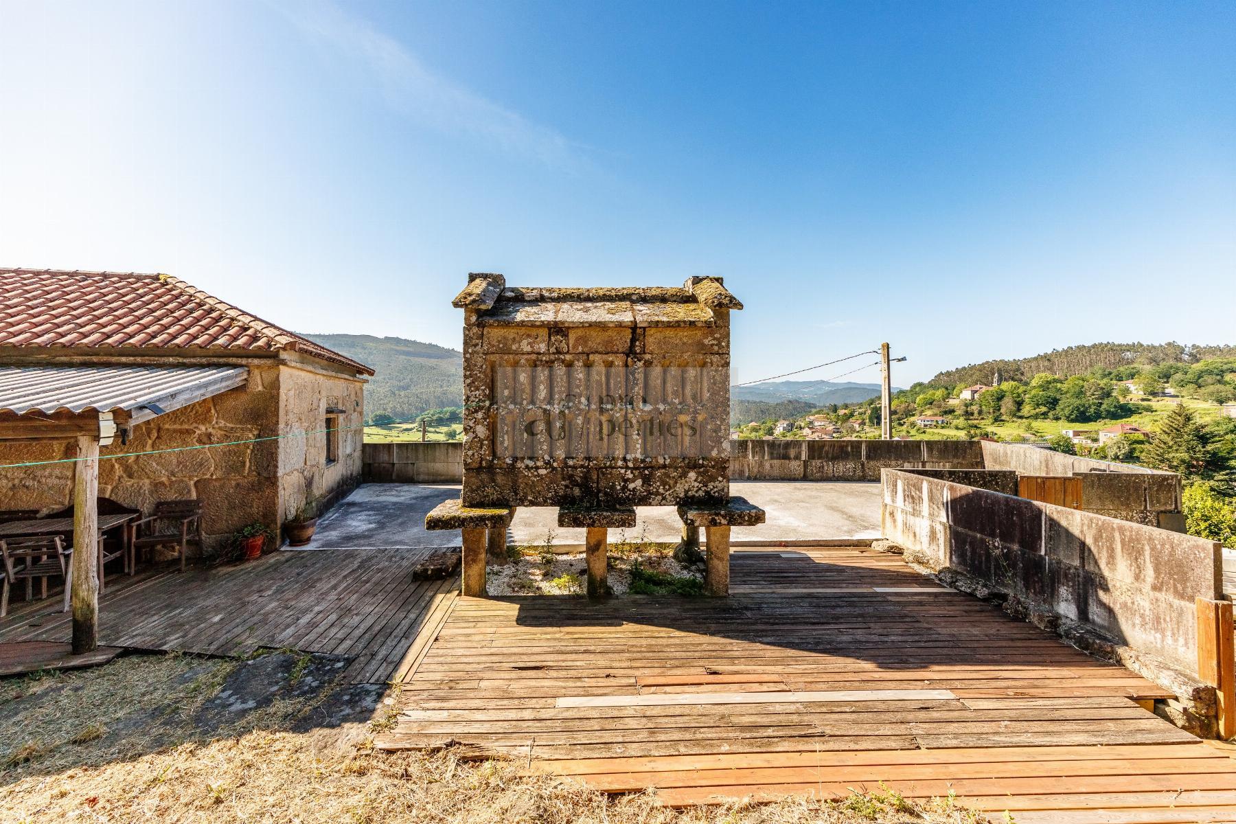 Venta de casa en Cotobade