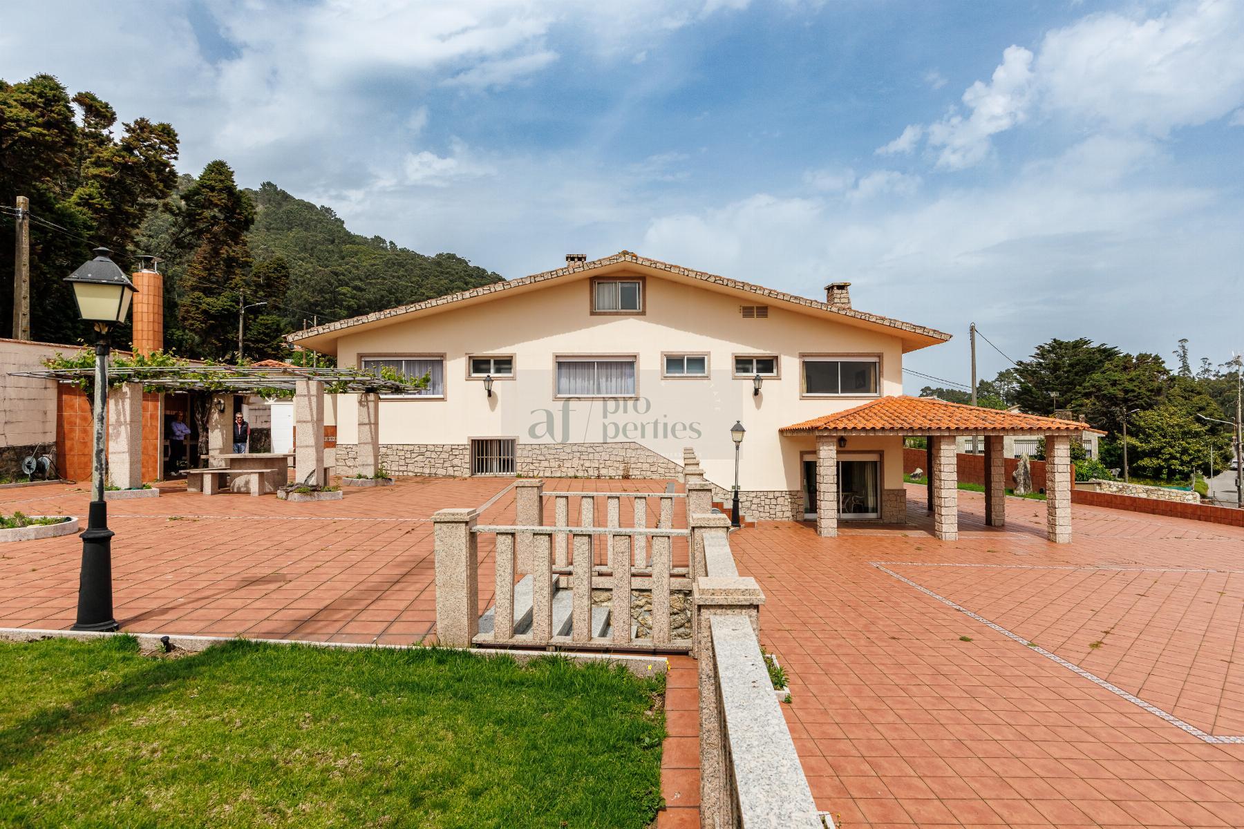 Venta de chalet en A Guarda