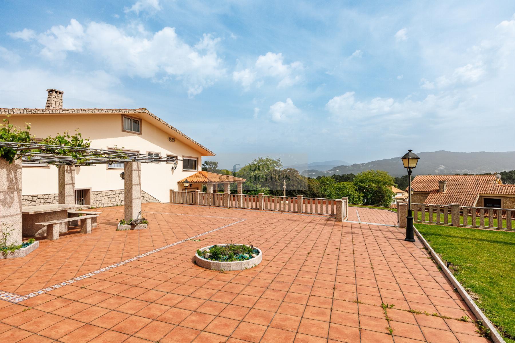 Venta de chalet en A Guarda