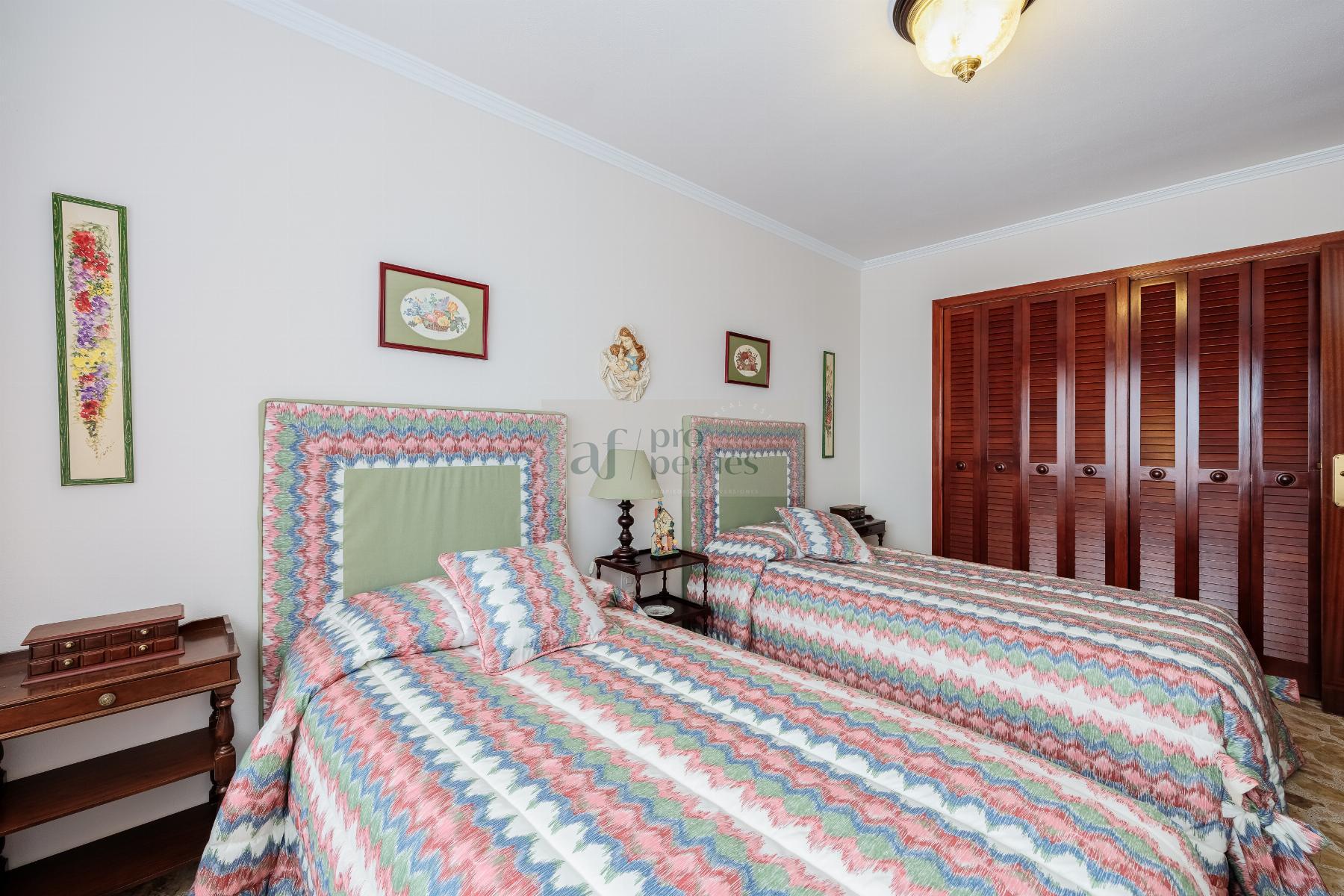 Venta de chalet en A Guarda