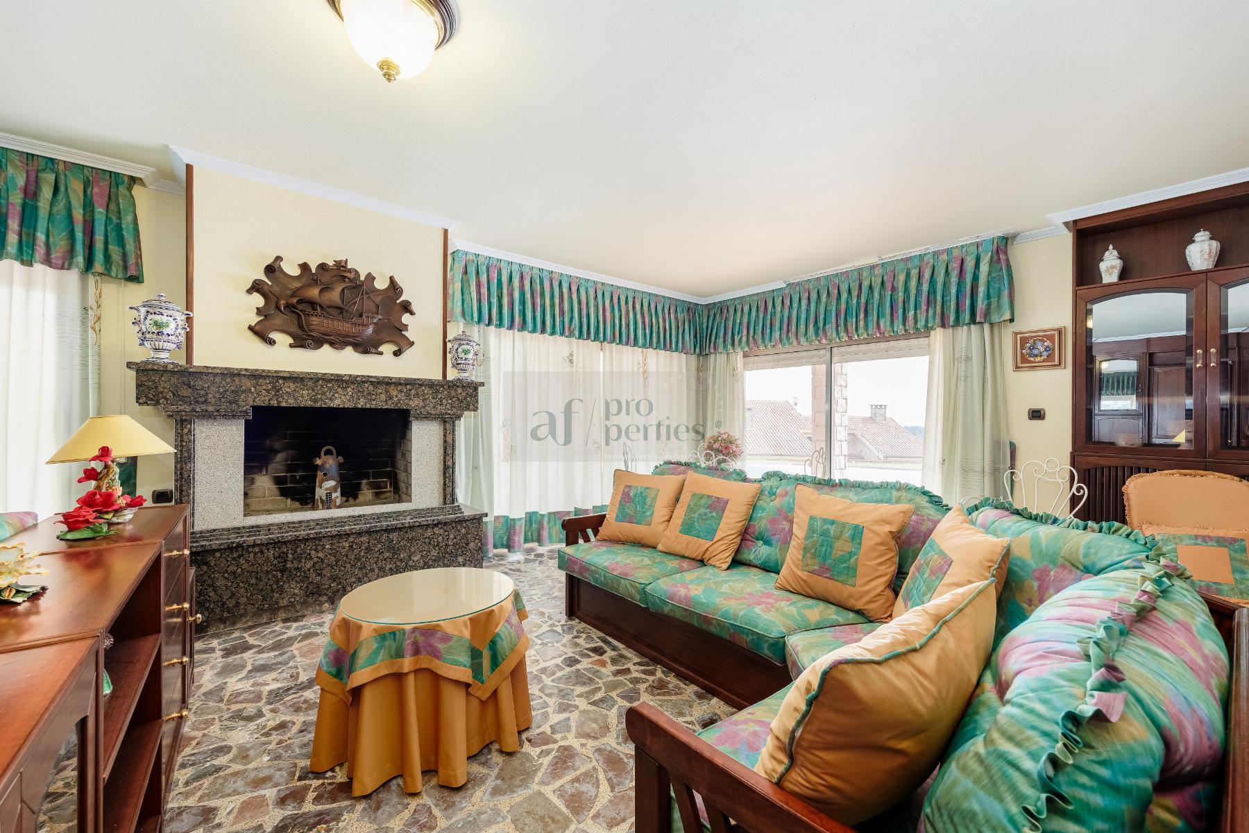 Venta de chalet en A Guarda