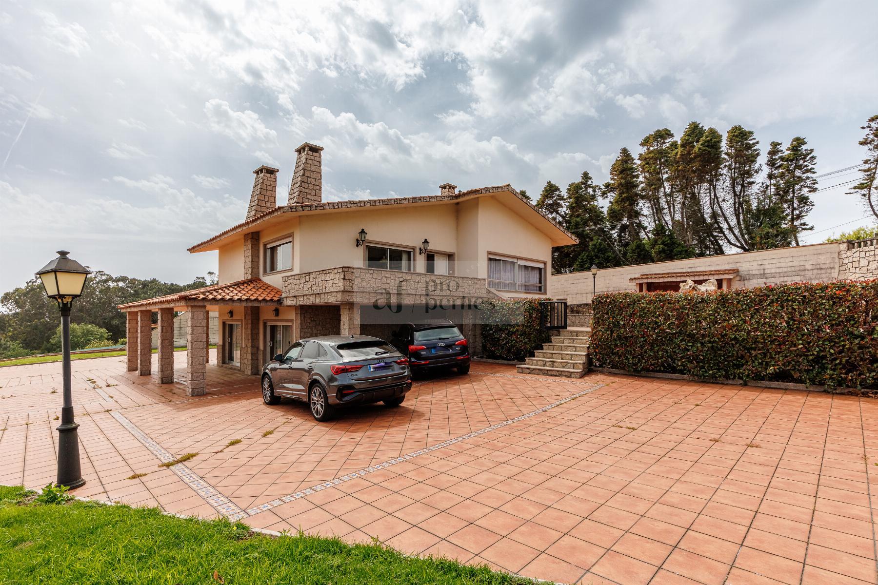 Venta de chalet en A Guarda