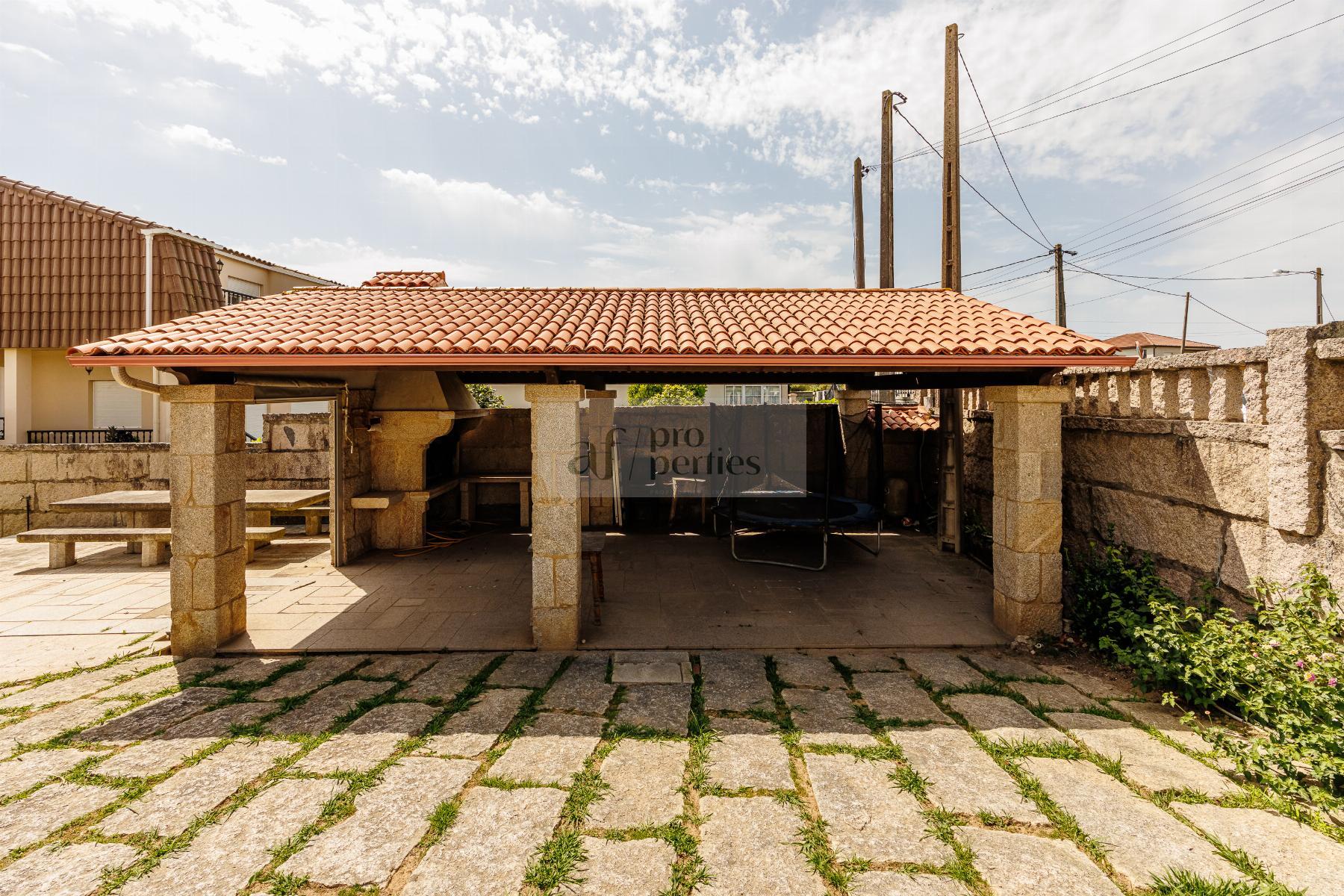 Venta de casa en Nigrán