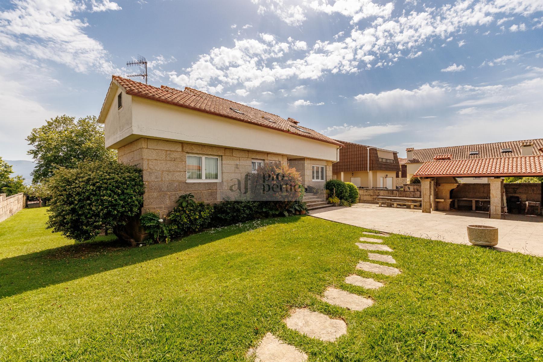 Venta de casa en Nigrán