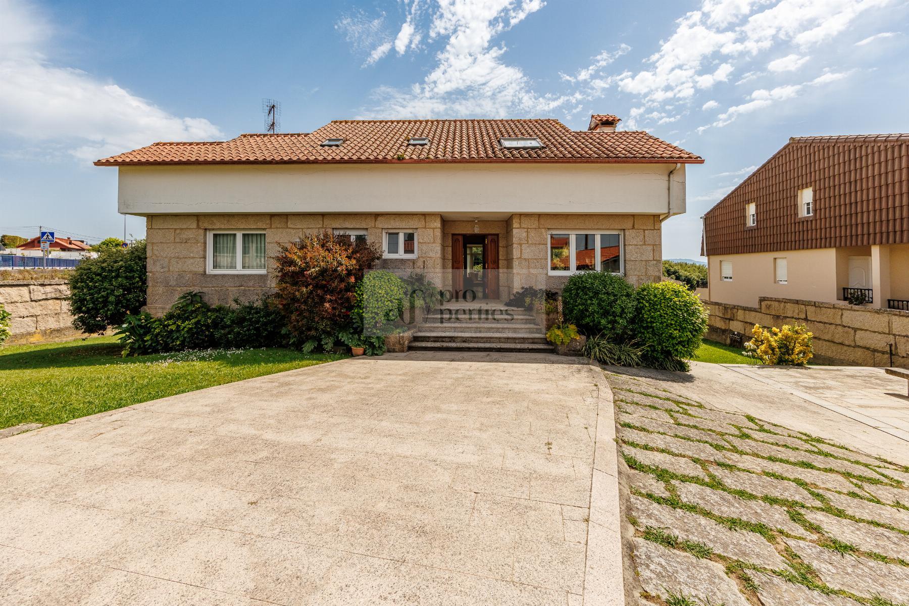 Venta de casa en Nigrán