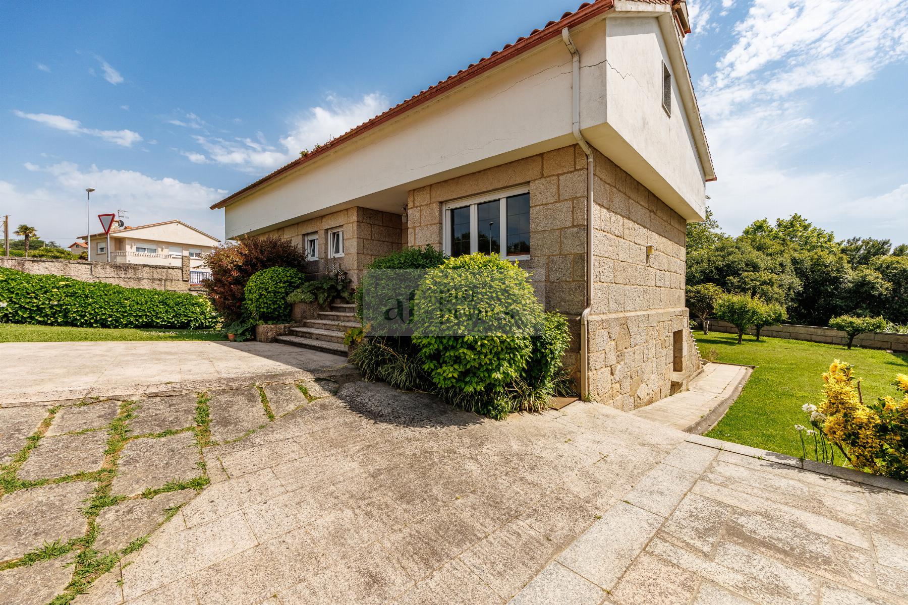 Venta de casa en Nigrán