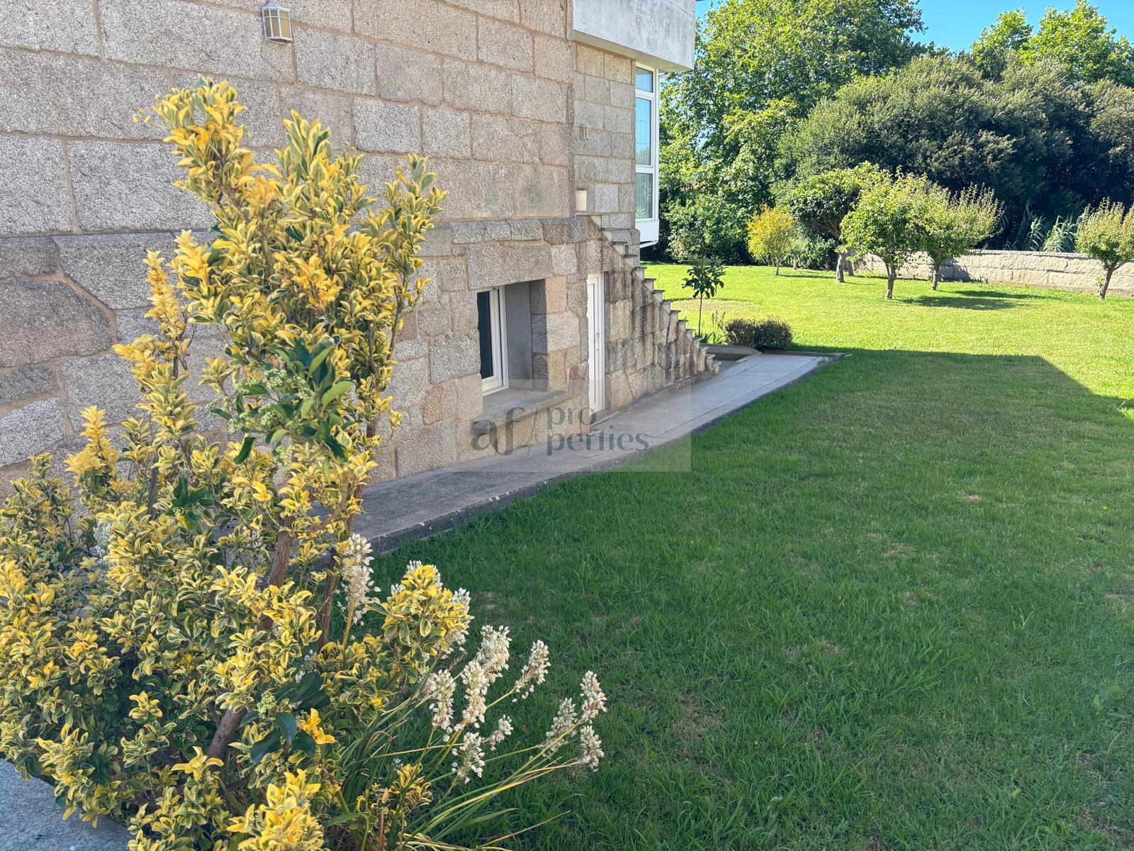 Venta de casa en Nigrán