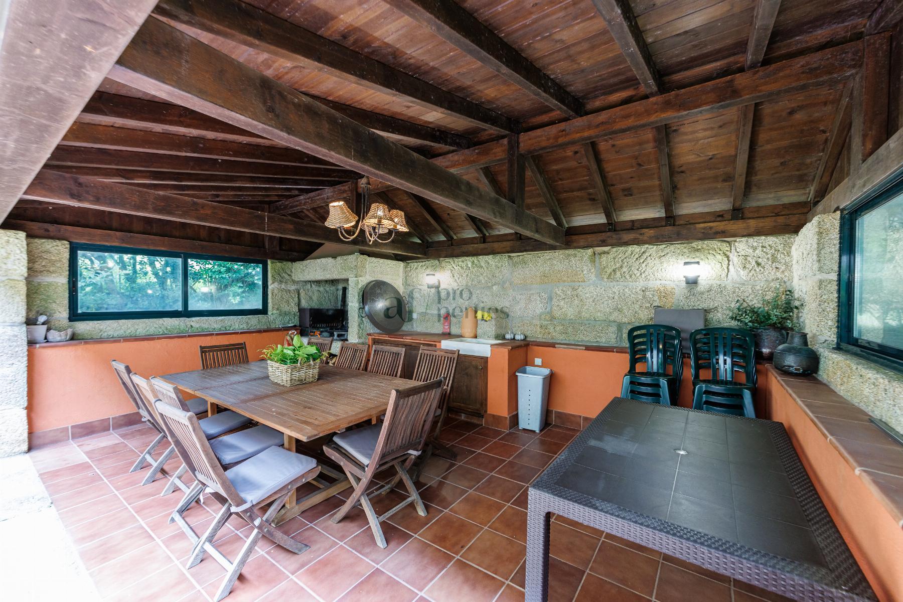 For sale of chalet in Nigrán