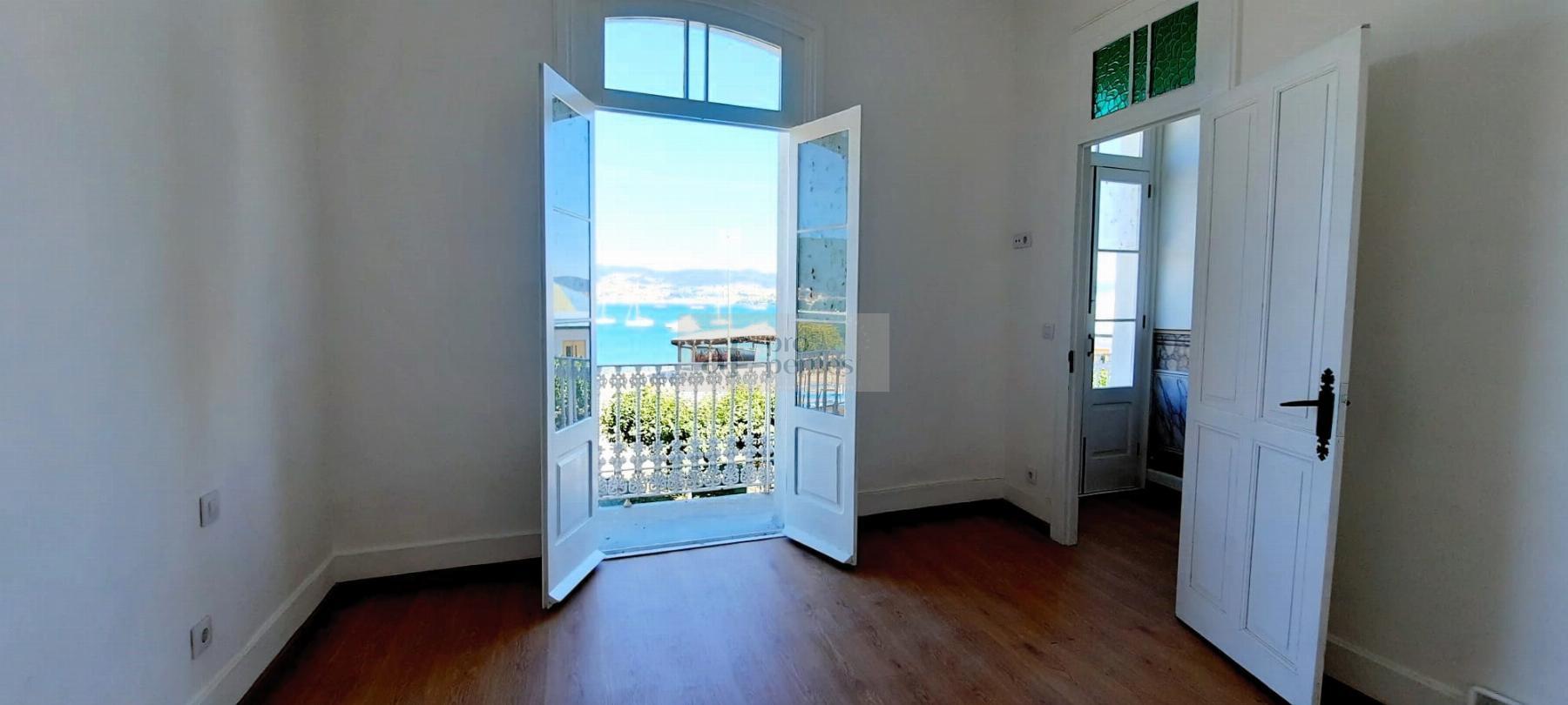 Venta de piso en Moaña