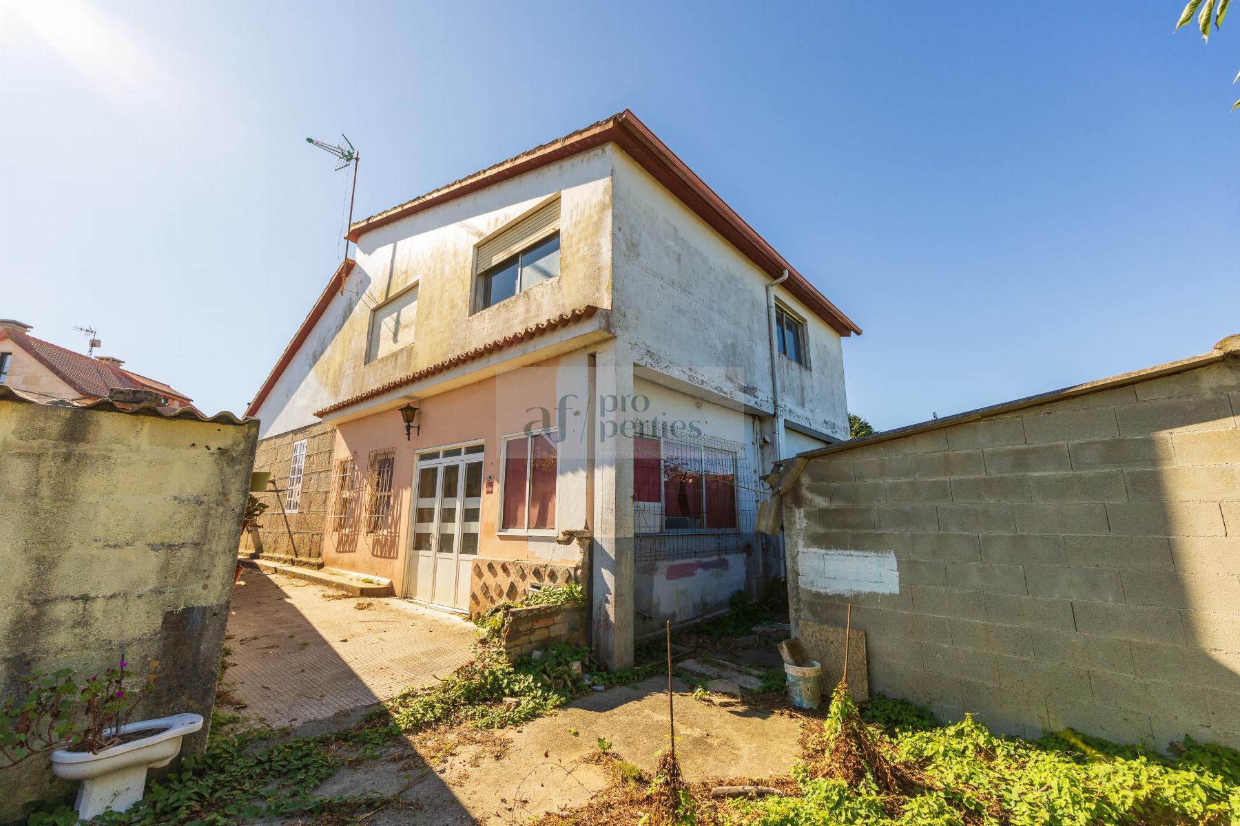 For sale of chalet in Vigo