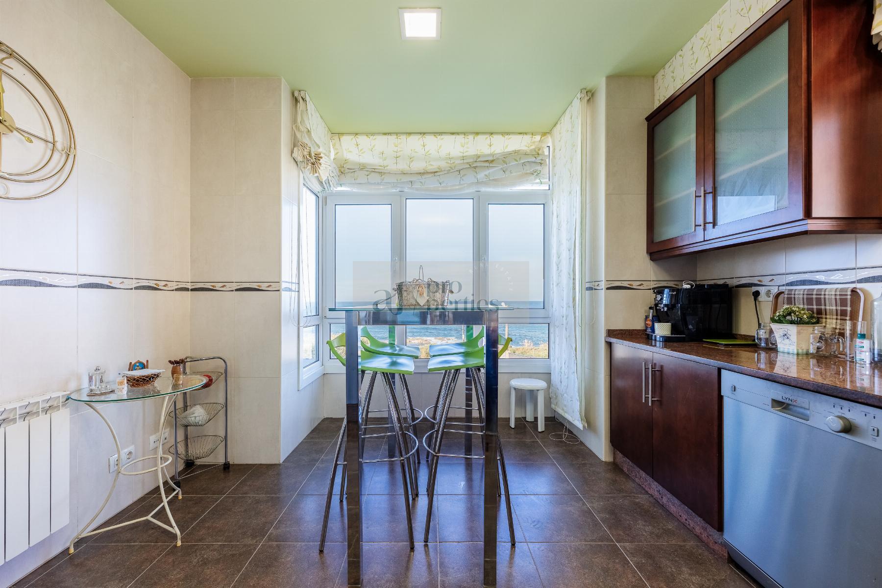 Venta de chalet en Oia