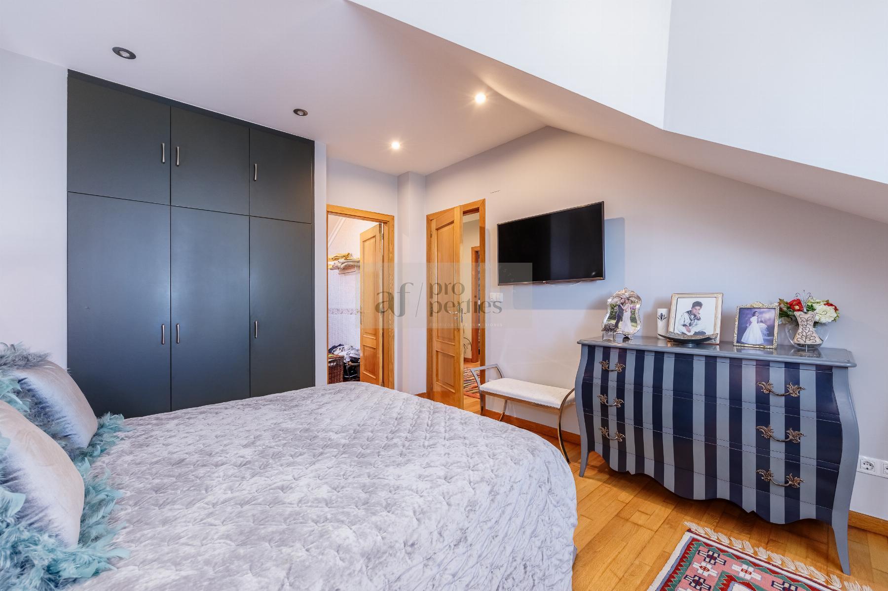 Venta de chalet en Oia