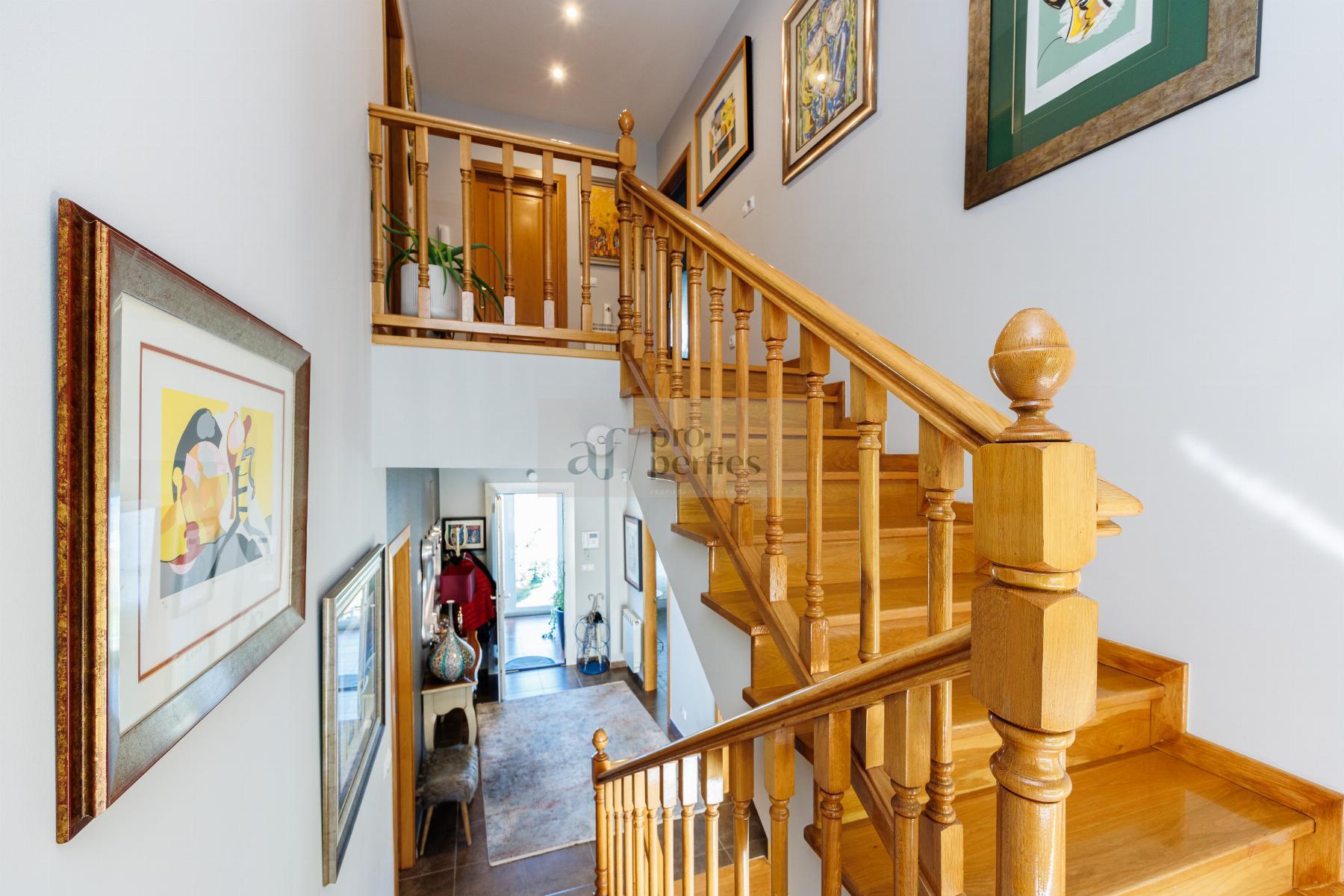 Venta de chalet en Oia