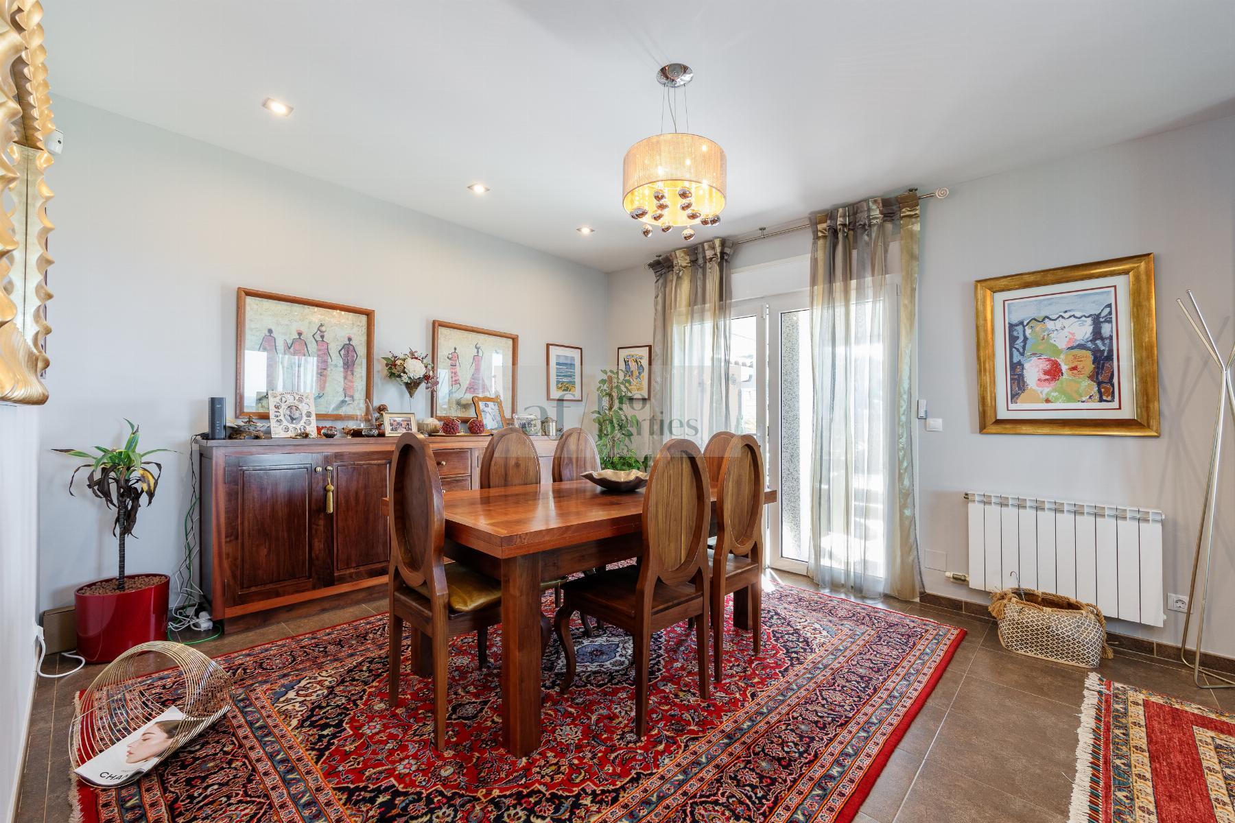 Venta de chalet en Oia